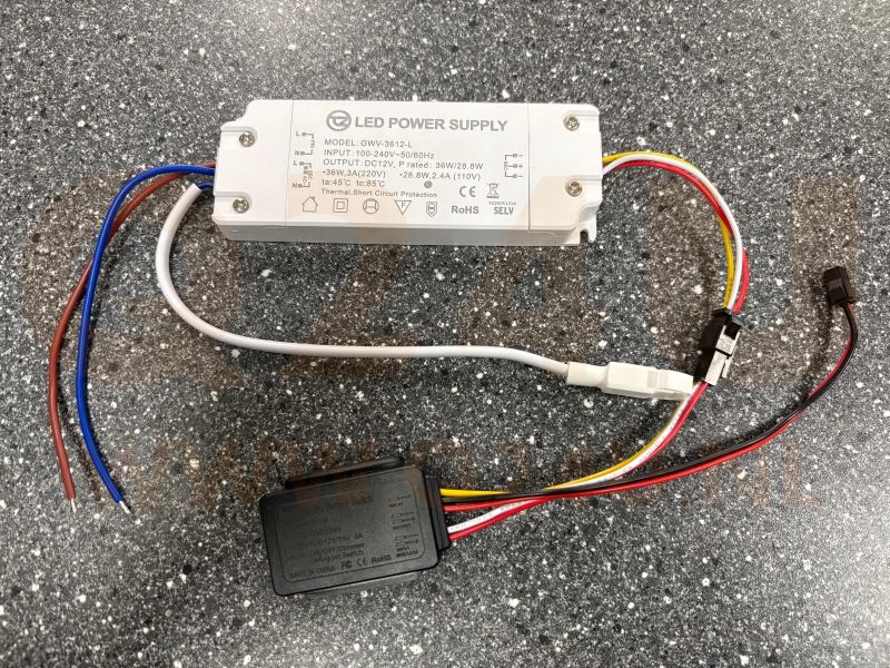 Q24U 12v 3A 36 watt LED driver touch sensor - schakelaar - 230 volt output - GWV-3612-L
